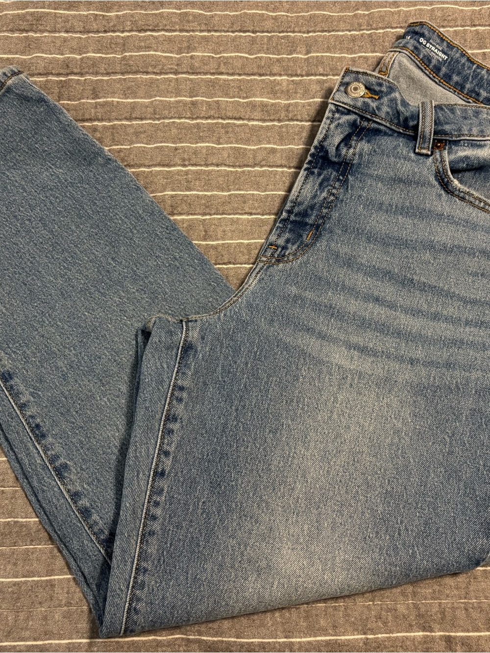 Old Navy Women's Light Blue OG Straight High Waisted Jeans